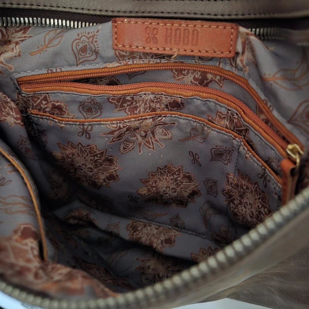 HOBO Brown Leather Messenger Bag with Soft-Sided‎ Design